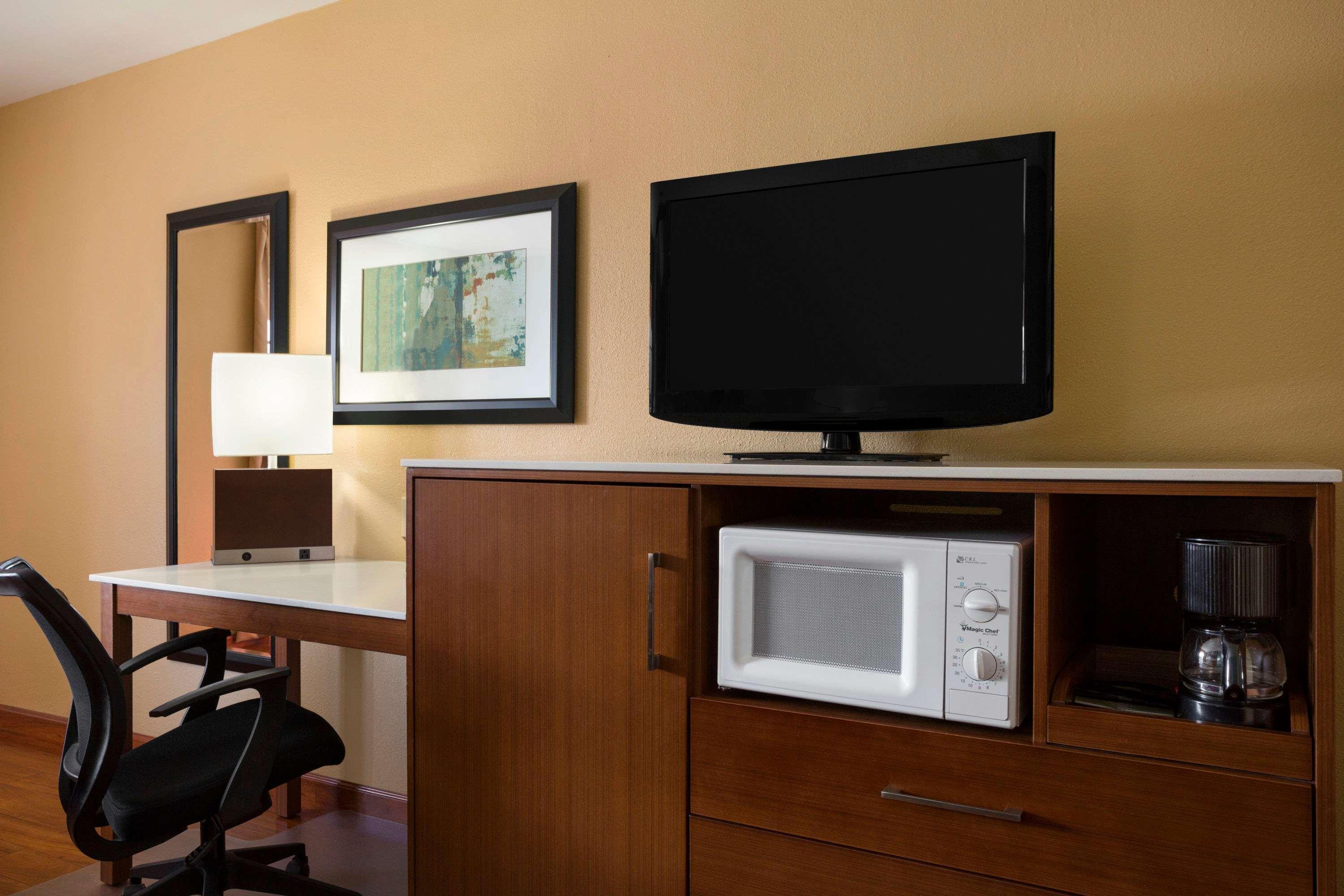 Super 8 By Wyndham Austin Downtown/Capitol Area Motel Dış mekan fotoğraf